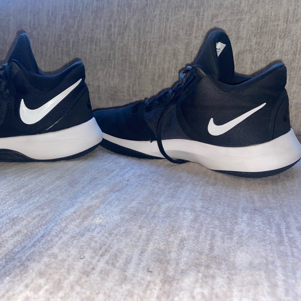 Nike Air Precision Basketball Shoes